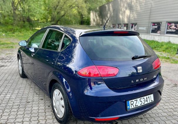 Seat Leon cena 18900 przebieg: 227000, rok produkcji 2009 z Rzeszów małe 154